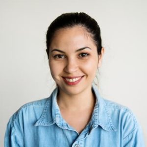 up-portrait-of-caucasian-woman-smiling-FQNC4Y3.jpg up-portrait-of-caucasian-woman-smiling-FQNC4Y3.jpg